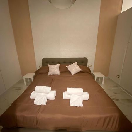 Mada'S Apartment Comfort Bari Bagian luar foto